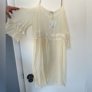 NEW Umgee Cream Dress w/ Open Shoulder Size S